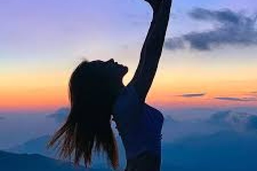 谢娜讨公道反遭锤！薛之谦粉丝翻旧账张杰黑料被扒底朝天