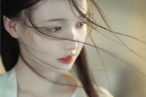 炸裂！司晓迪凌晨甩黑色吊带美照评论区从吃瓜到吐槽吵翻了天